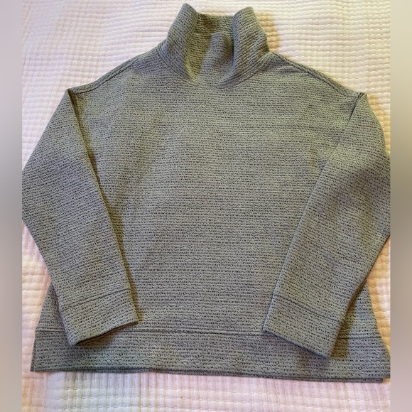 The American Outdoorswoman Sweaters - The American Outdoorswoman Blue Knit Sweater